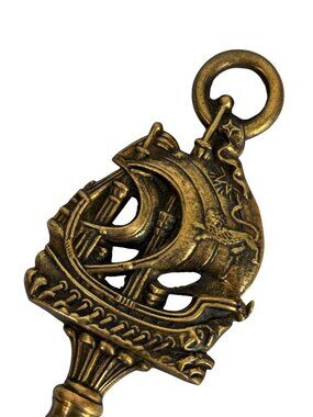 Vintage Peerage Brass Ship Motif Toasting Fork Twisted Handle Lion Sail England